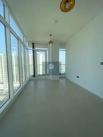 Semi-Furnished | High Floor | Vacant Now