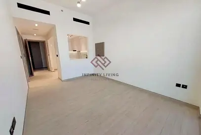 Distress Deal | Prime Location | Ready to move