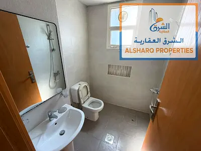 الكرامة تاني صف من الكورنيش , غرفة وصالة بإضاءة طبيعية وتهوية جيدة , إطلالات رائعة