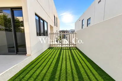 3Bedrooms | Mid-Corner Unit | Spacious TH