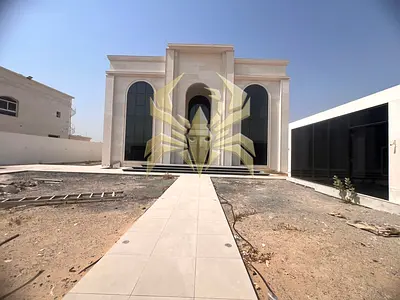 Stunning 5BR Villa | Indoor & Outdoor Majlis | Covered Parking