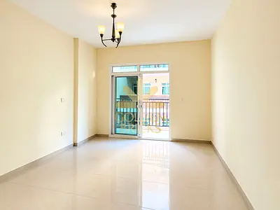 VACANT | HUGE LAYOUT | PRIME LOCATION