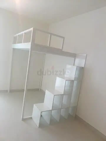Loft bed making