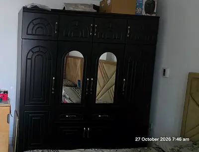 5 Door Cupboard, TV shelf and TV