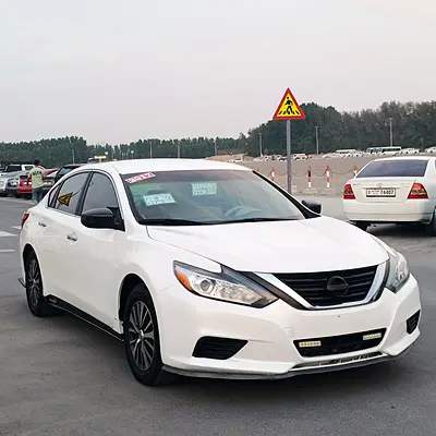 2017 Nissan Altima SV GCC Specs