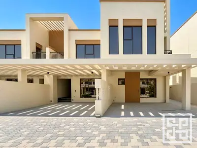 MIDDLE CORNER UNIT | BRAND NEW | READY TO MOVE IN