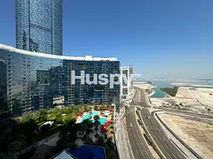 Bright living | Makers District | Beach Access