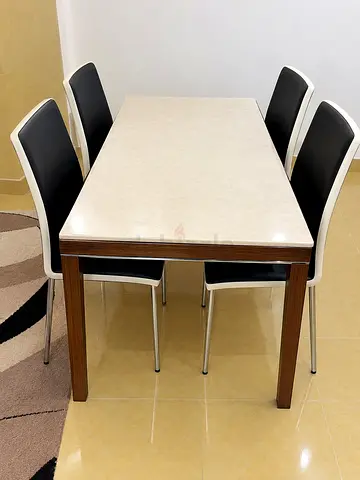 Dinning table