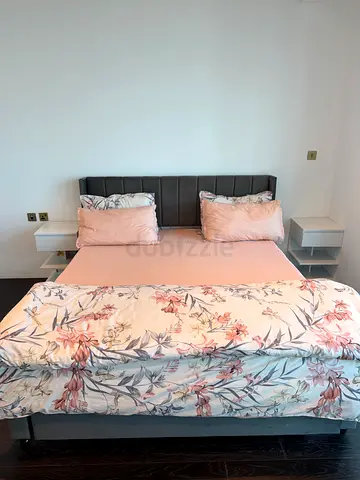 (Free 4set pillow & covers) + 1 Mattress + 1  King Bed 180x200 Cm - Grey - Good Condition