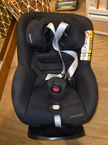 Maxi-Cosi Mica360 infant car seat - gently used, black
