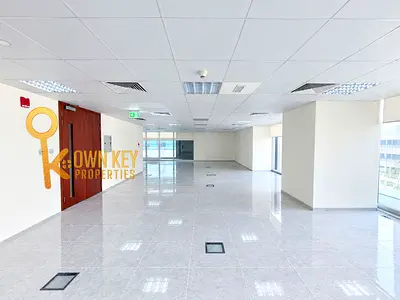 Premium Office walkable to Metro on Shaikh Zayed Road
