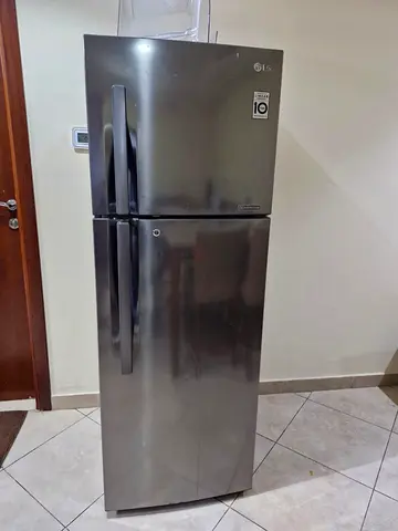 LG Refrigerator - Used in excellent condition