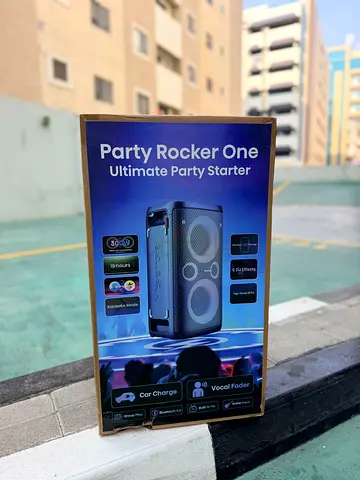 BRAND NEW Hisense Bluetooth Party Speaker with RGB Lights - Portable, NEW Condition 300W