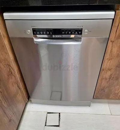 Bosch Series 4 Home Connected Three Racks Dishwasher Excellent Condition
