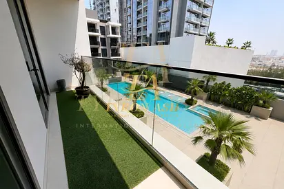 LARGE MAID/STUDY ROOM | CLOSE TO CIRCLE MALL | POOL VIEW
