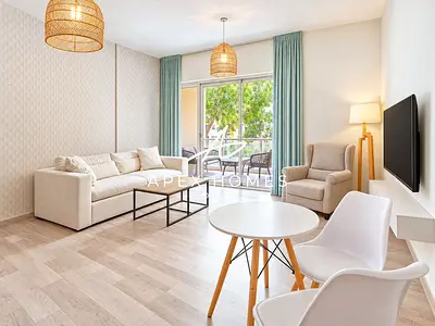Upgraded & Fully Furnished | Garden View | Vacant