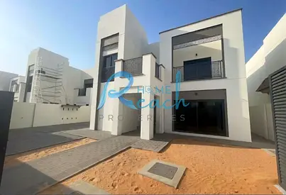 Brand new | Modern 5 BR + Maid | Vacant