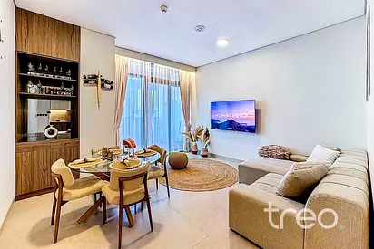 High Floor | Upgraded | Motivated Seller
