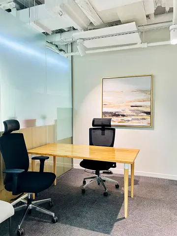 Fully Serviced Affordable Private Office in Downtown