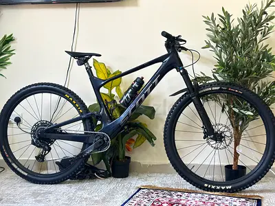 SCOTT SPARK COMP CARBON BIKE