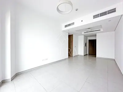 High Floor 1BR | Prime Location | Vacant