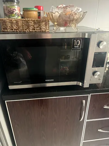 Samsung Built-in Microwave Oven - Excellent Working Condition