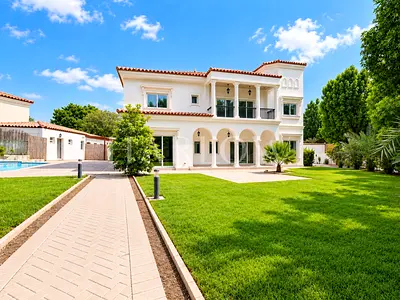 Luxury Villa |Fully Upgraded | Park &amp; Lake Views