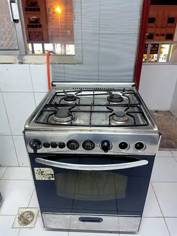 Used 4-Burner Gas Cooker with Oven - Stainless Steel