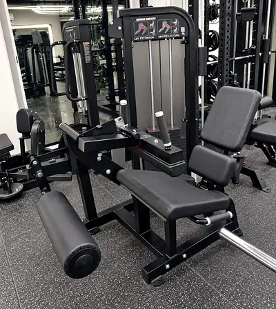 Hammer String Commercial Leg Extension and Seated Leg Curl Machine - Good Condition
