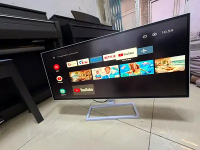 MSI Prestige PS341WU is a 34-inch flat ultra-wide creator monitor with a 5K2K WUHD resolution built