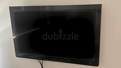 Panasonic TV – Wall Mount Included