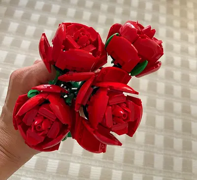 Handmade LEGO-style Red Rose Bouquet - 4 Flowers, Assembled