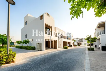 Full Wadi River View | Triplex G+2 | Brand New