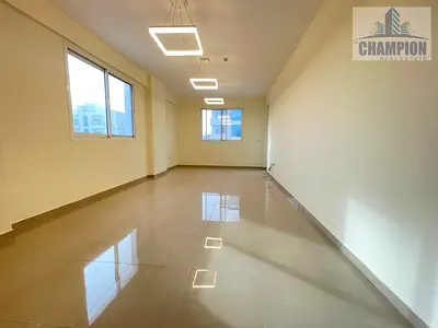 SPACIOUS 2BHK : RENT 78K : 1 PARKING : GYM