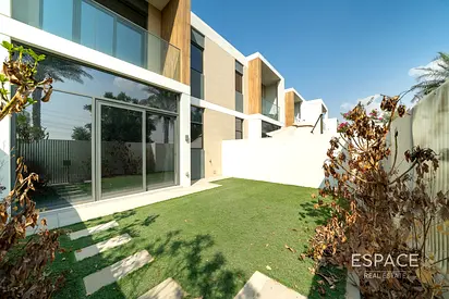 Close To Exit | Vacant | Private Garden