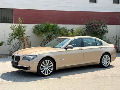 BMW 7-Series 740i 2010 GCC Specs Luxury Sedan