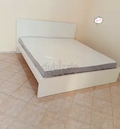 IKEA Malam king size 180×200cm bed frame with IKEA mattress