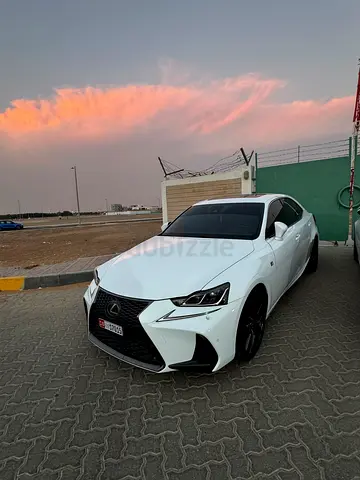 2018 Lexus IS 350 F Sport GCC Specs