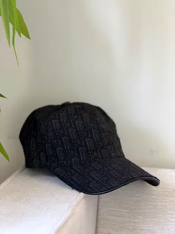 Dior cap