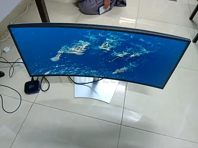 Dell UltraSharp U3421WE is a 34.14-inch curved ultrawide WQHD monitor designed for productivity, mul