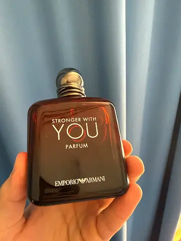 stronger with you parfum