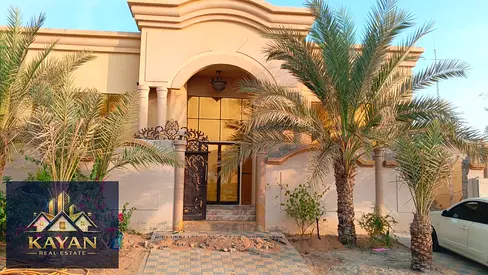 Villa annex with a private entrance, consisting of a bedroom and a majlis (sitting room), available
