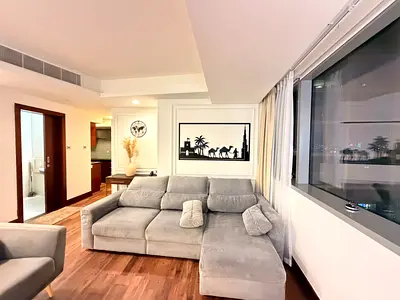 2BR SIMPLEX IN WTCR l SPACIOUS AND FURNISHED | TRADE CENTRE VIEW
