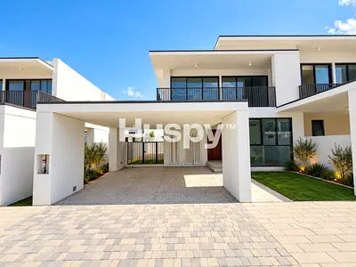 Vacant | Close to Pool | Vastu Compliant