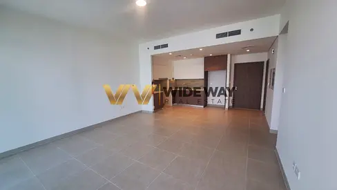 BRAND NEW | WATERFRONT LUXURY LIVING