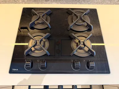 Gas hob for sale - Excellent condition new