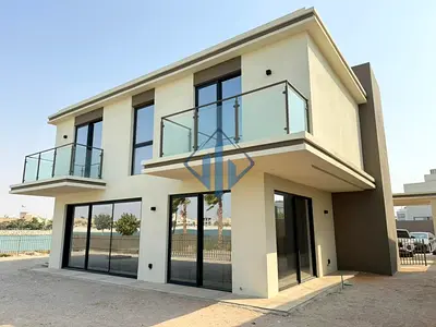 Brand-New 4BR+Maid Premium Villa | Direct Beachfront | Spacious Living