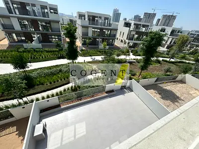 SPECTACULAR LOCATION - PRIVACY - GREEN BELT - UPGRADED TWIN VILLA