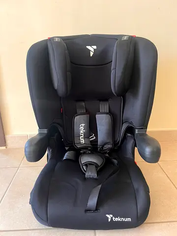 Teknum Pack & Go Foldable Car Seat – Air Cabin Friendly – Like New!