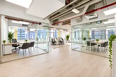 Vacant | Corner Unit | Glass-Partitioned